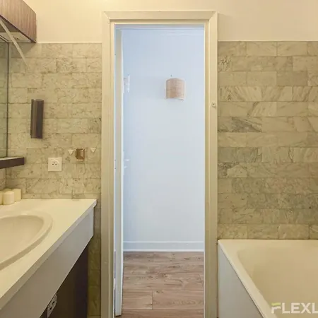 Flexliving - Whole - Saens Apartment Paris